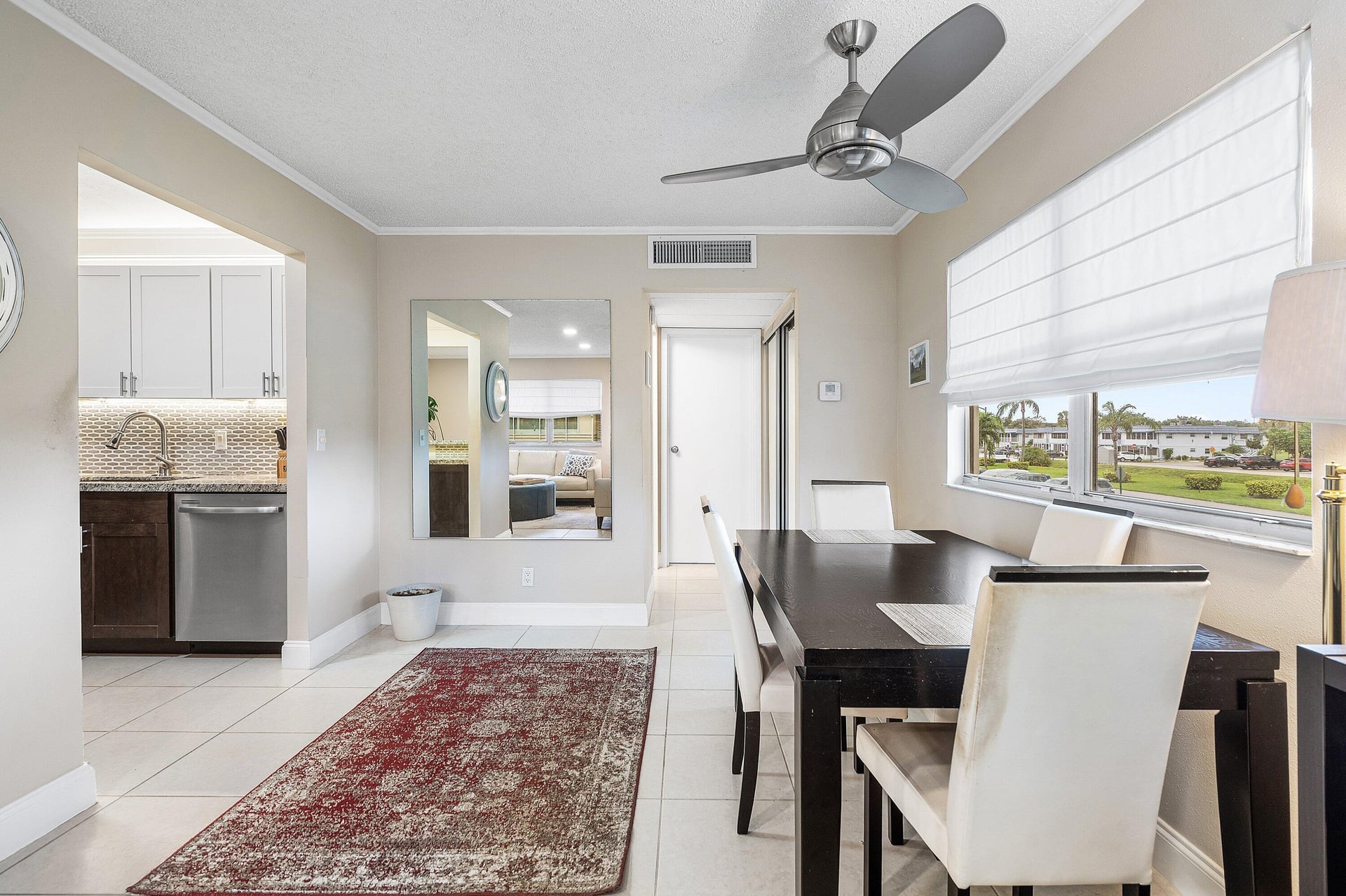 Residence photo 10