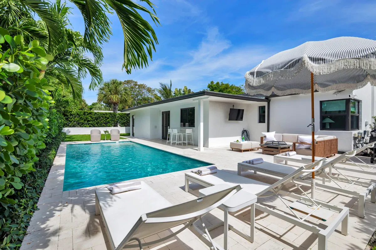 SoSo West Palm Beach Residence photo 25