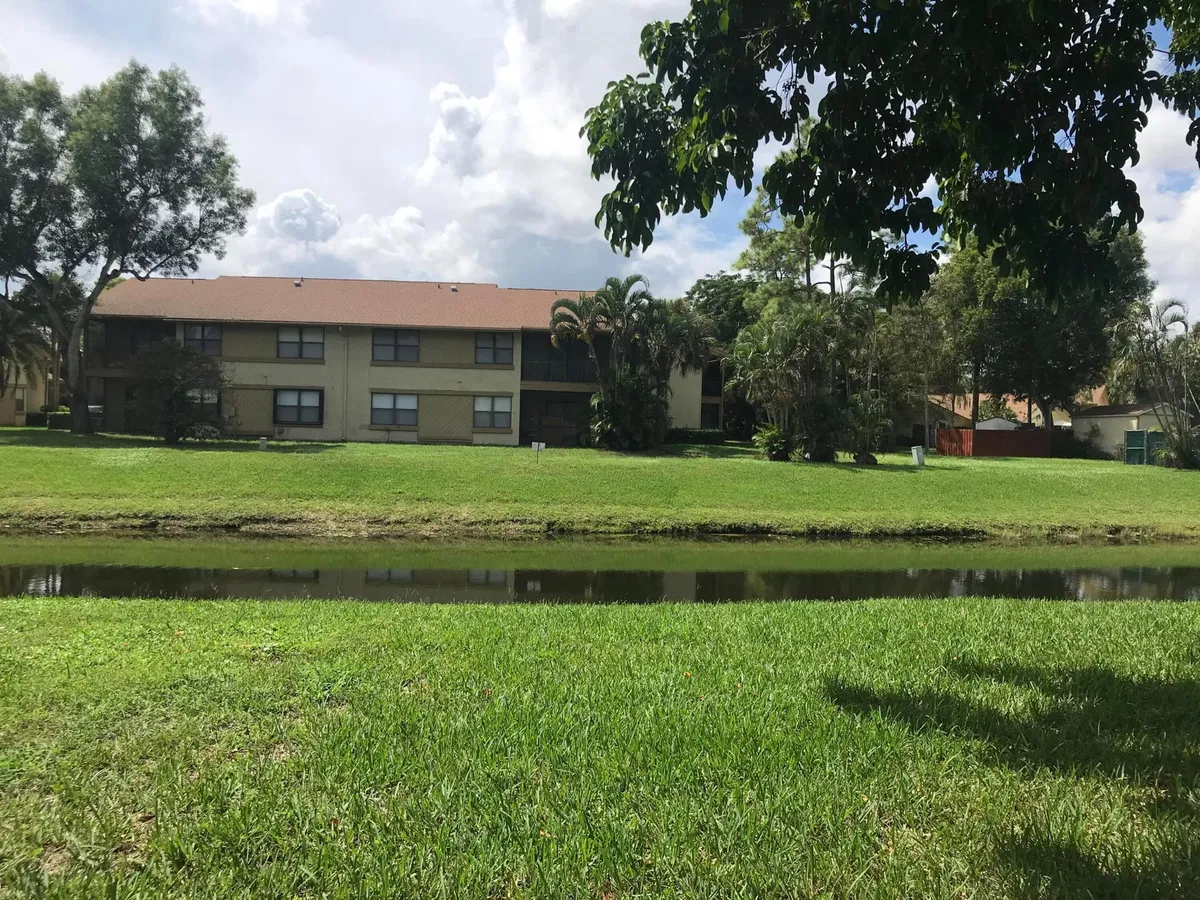 Unit 6 photo 16