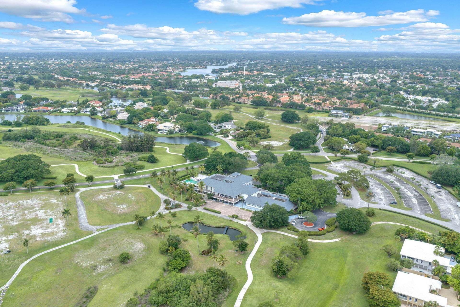 First Fairway Residence photo 37