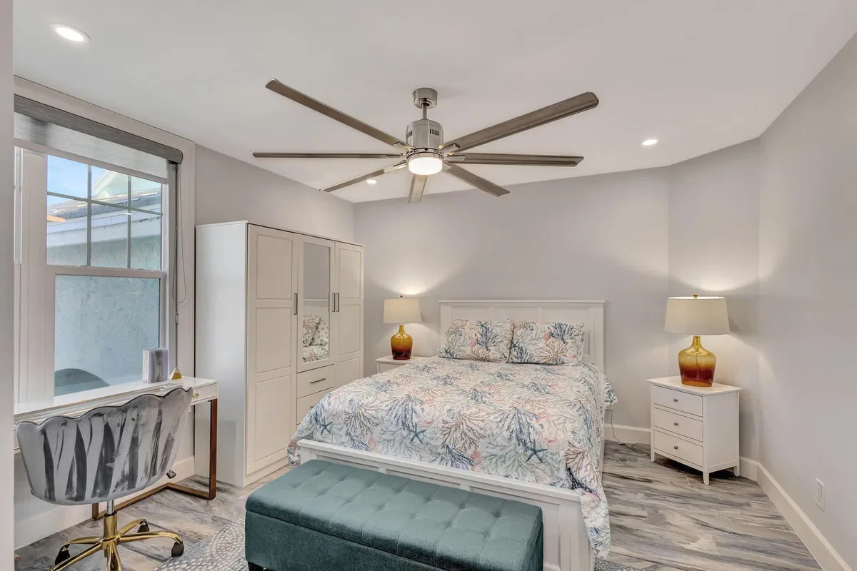 Residence photo 25