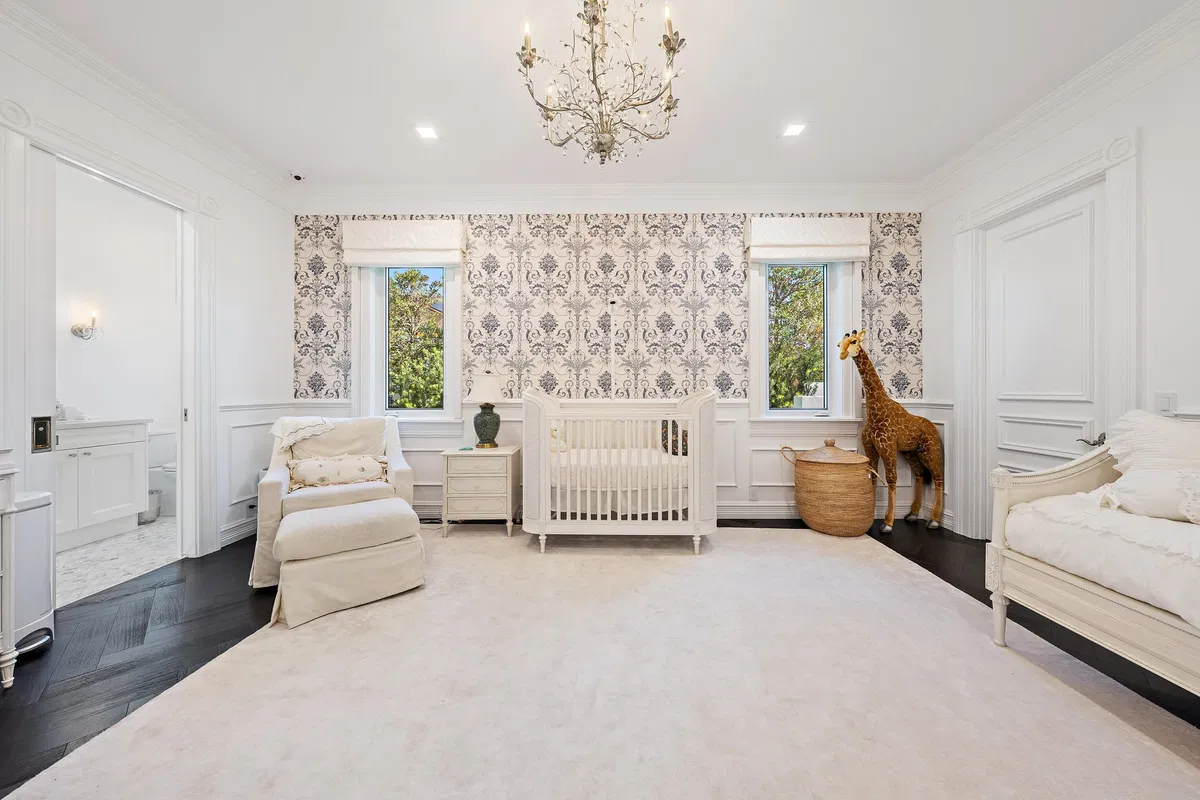 Admirals Cove Residence photo 25