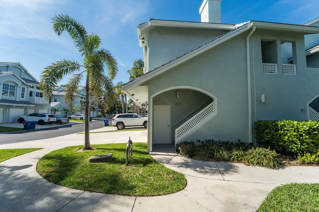 Residence photo 34