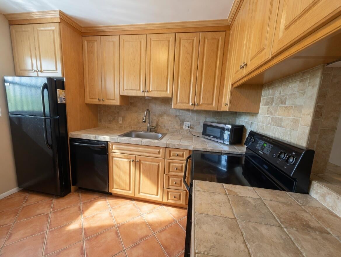 Unit 22 photo 4