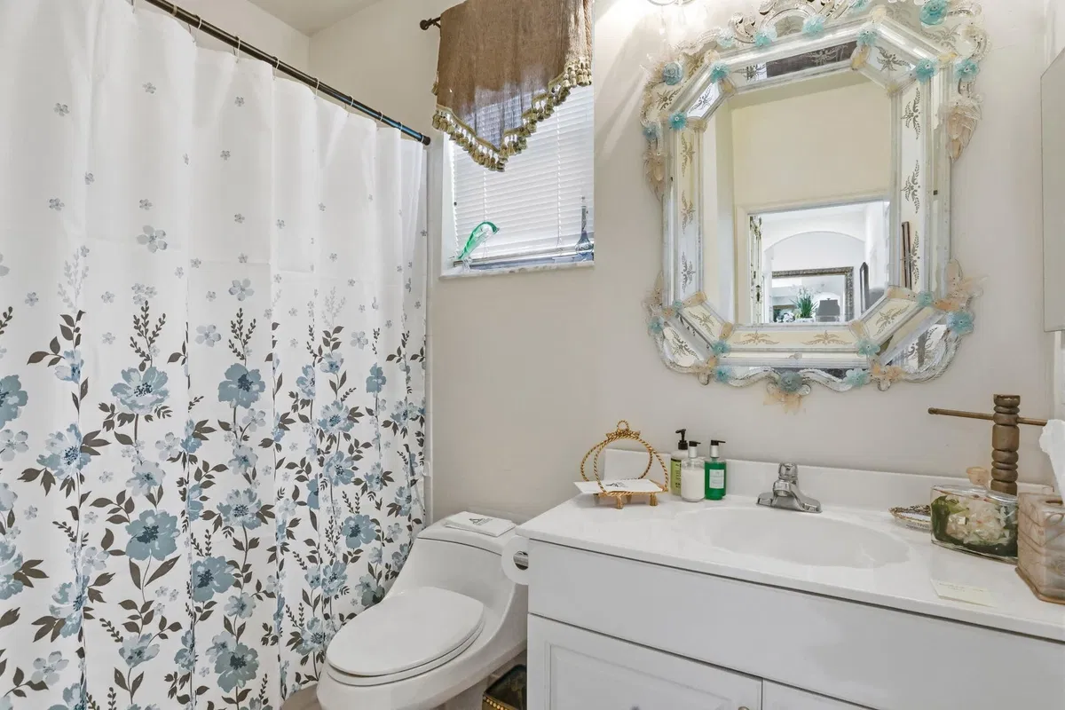  Residence photo 31
