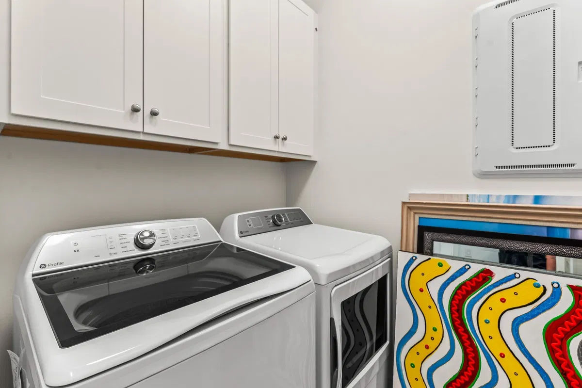 Residence photo 28