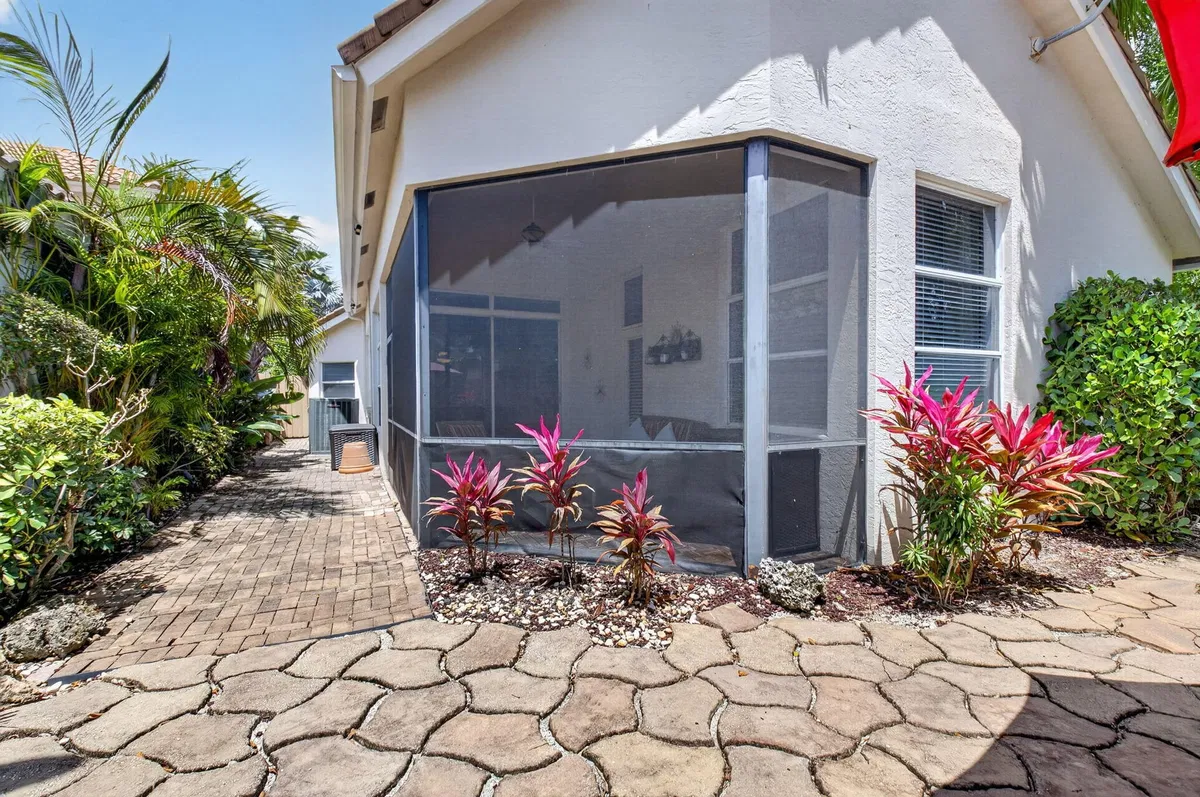 Residence photo 37