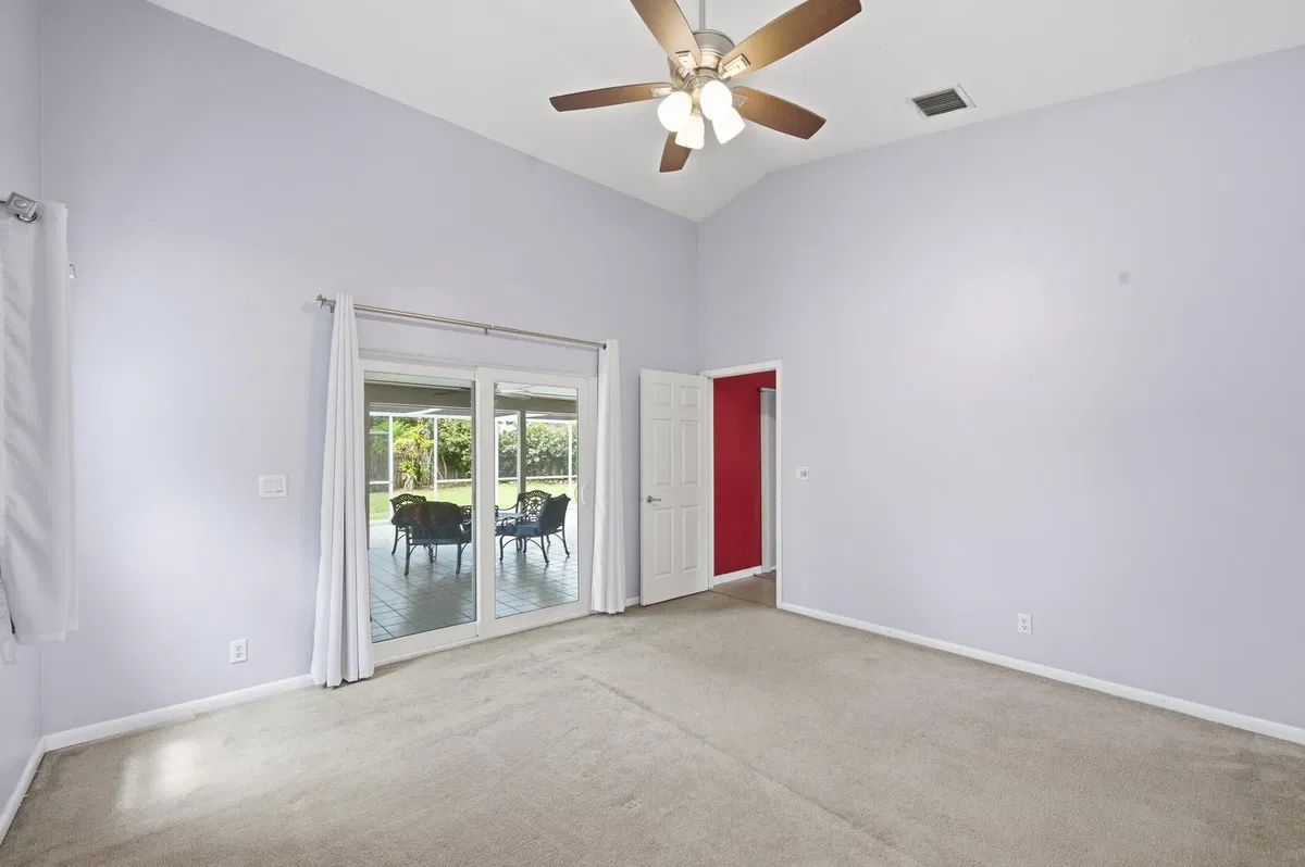 Residence photo 10