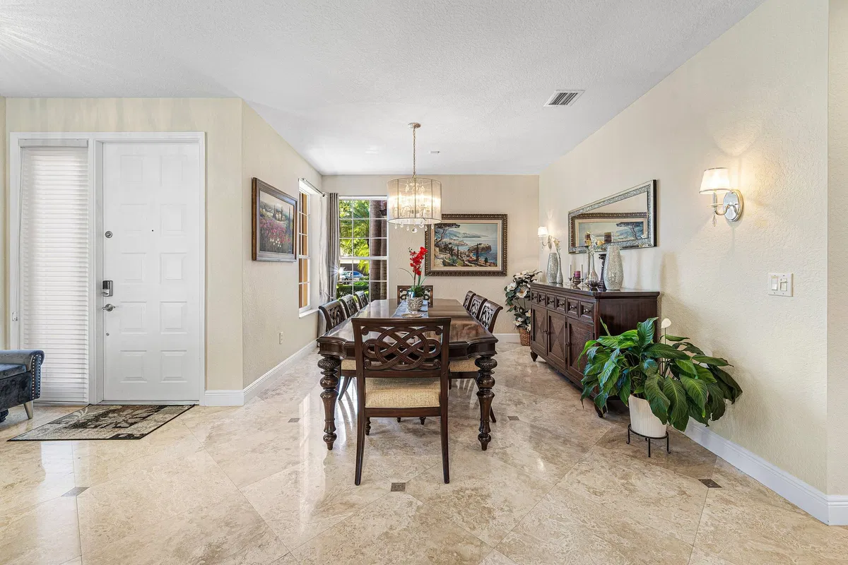 Saturnia Boca Raton Residence photo 13