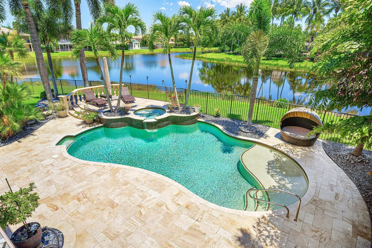 Saturnia Boca Raton Residence photo 31