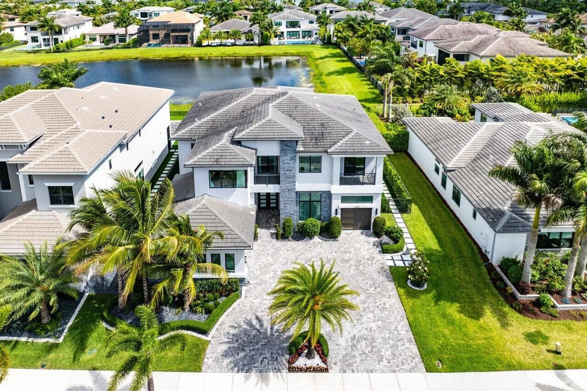 Boca Bridges Residence photo 52