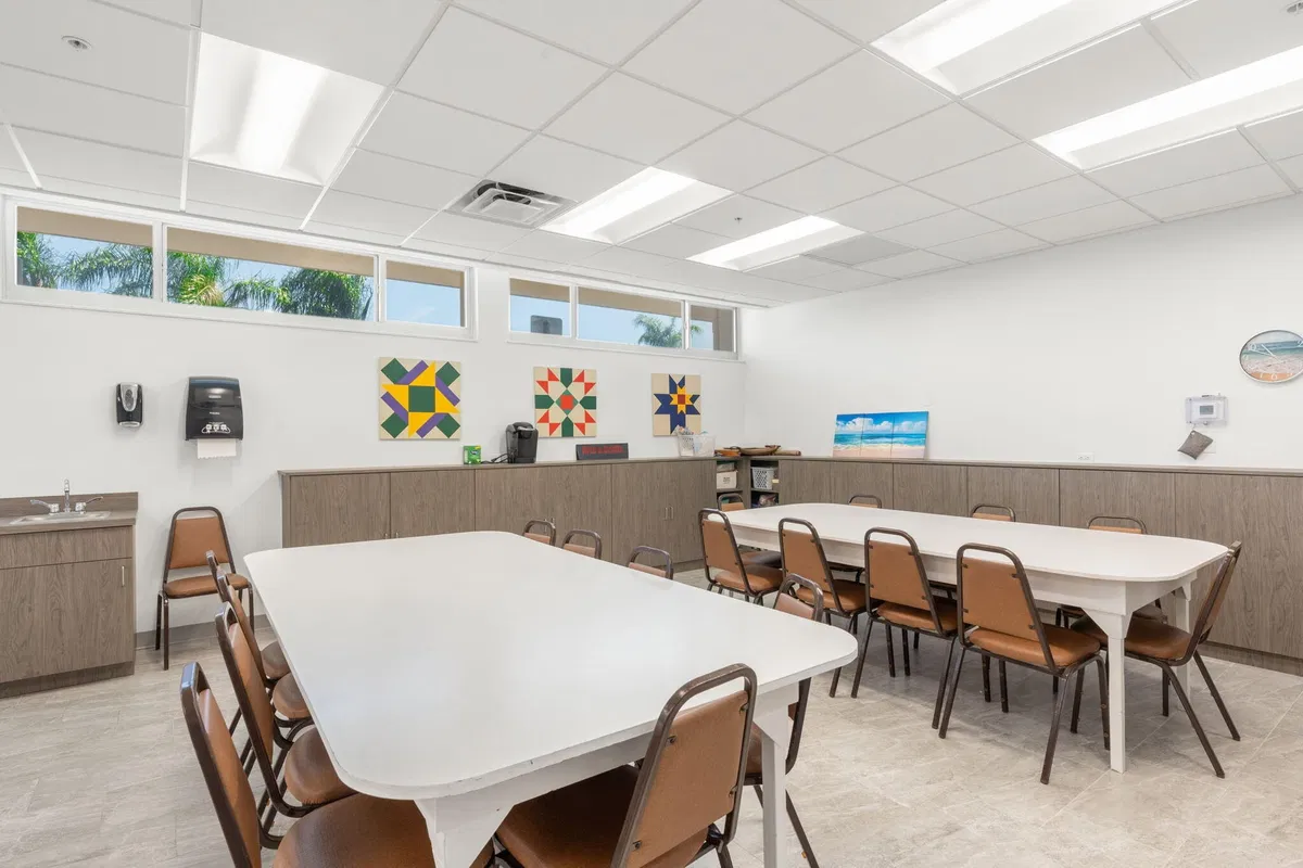 Unit 203 photo 34