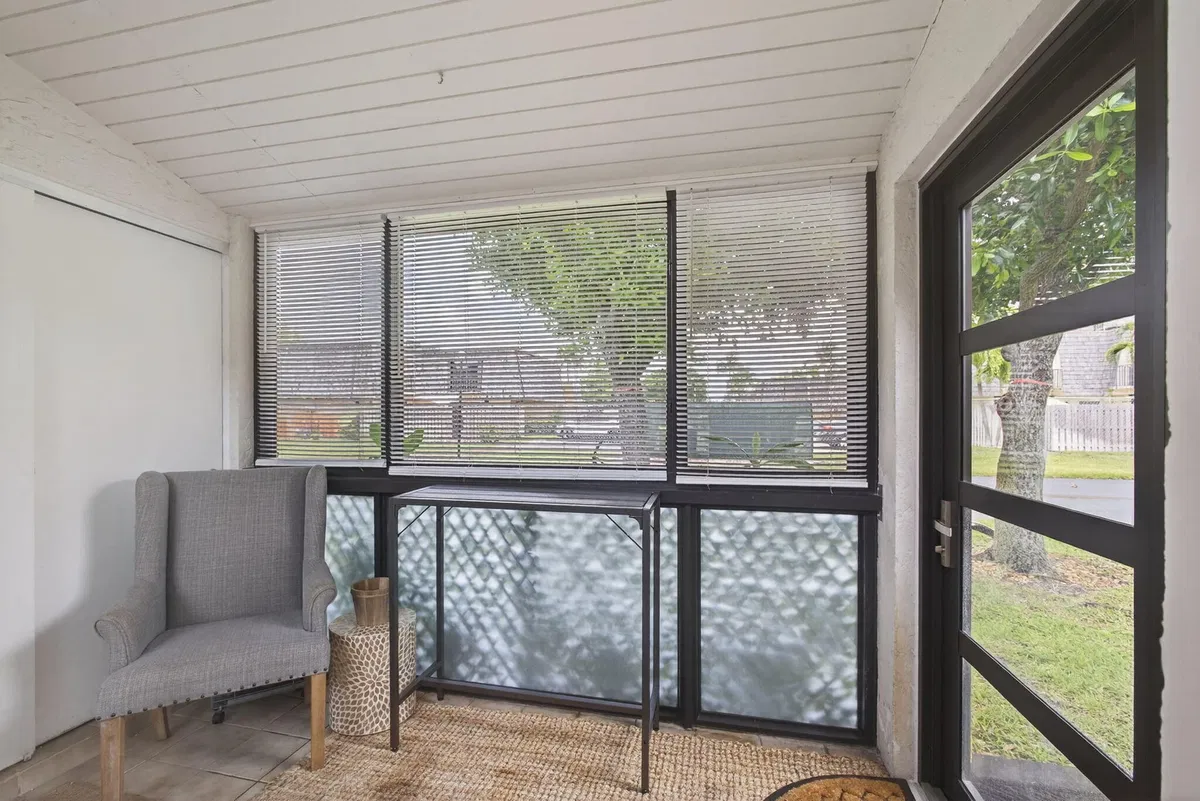 Unit 102 photo 19
