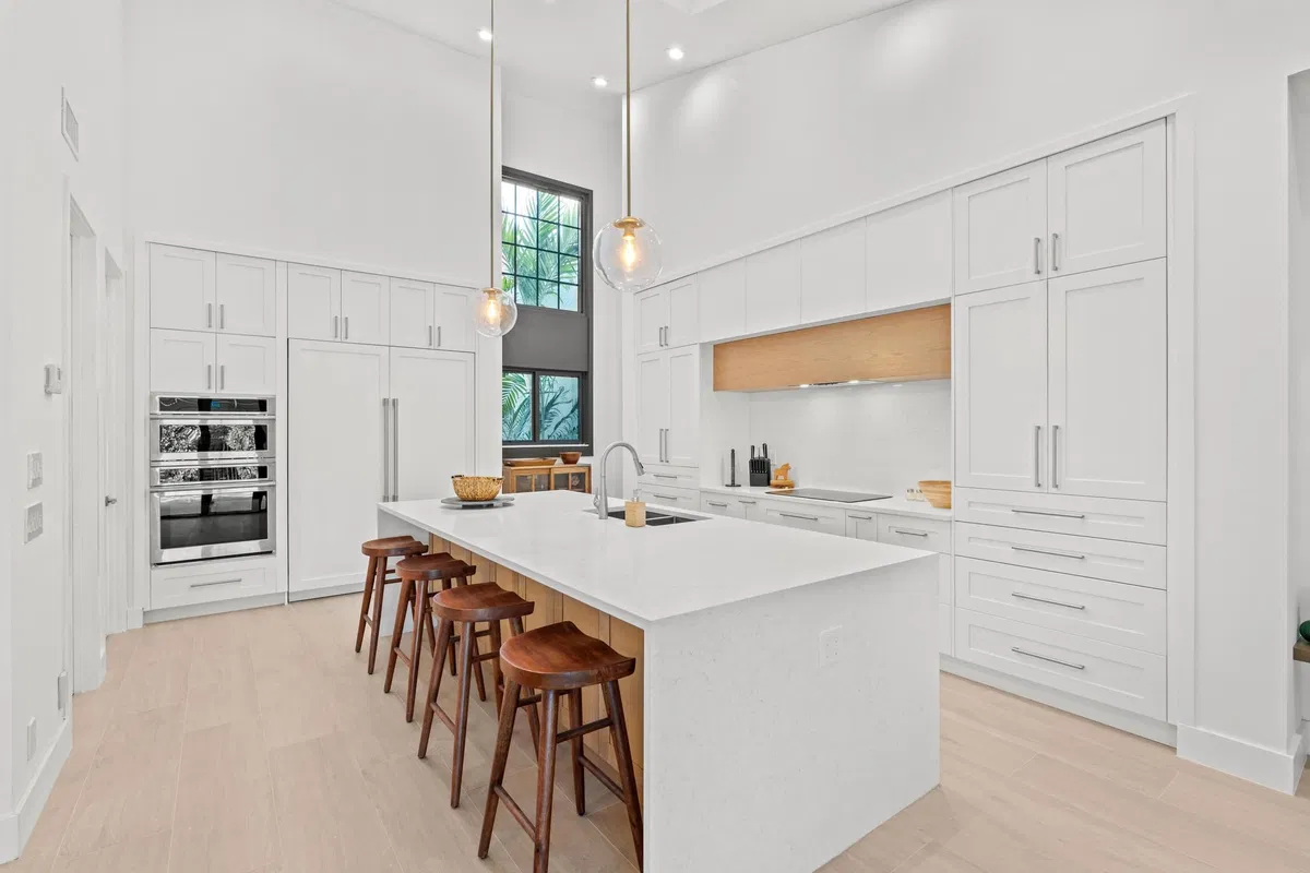 Windsor Way Residence photo 10