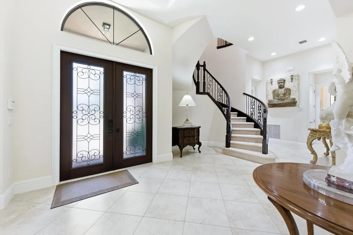 Residence photo 4