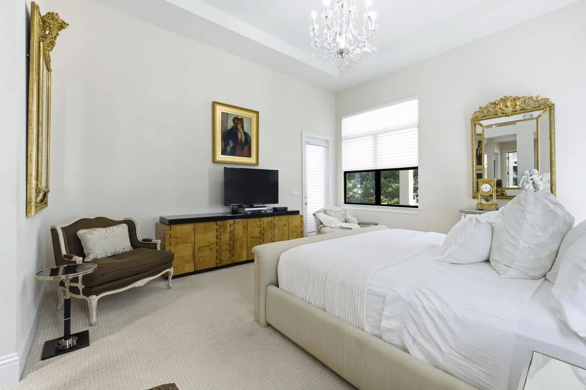 Residence photo 25