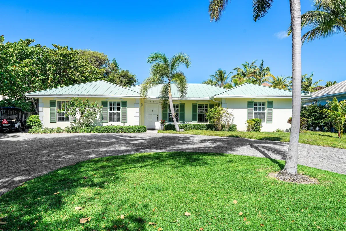 Residence photo 4