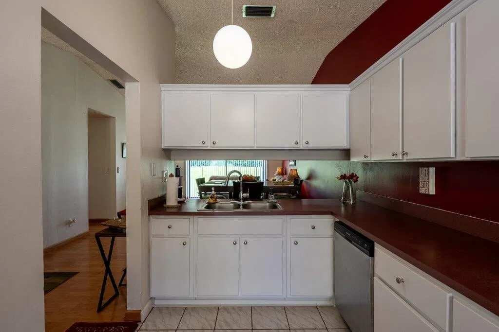 Residence photo 19