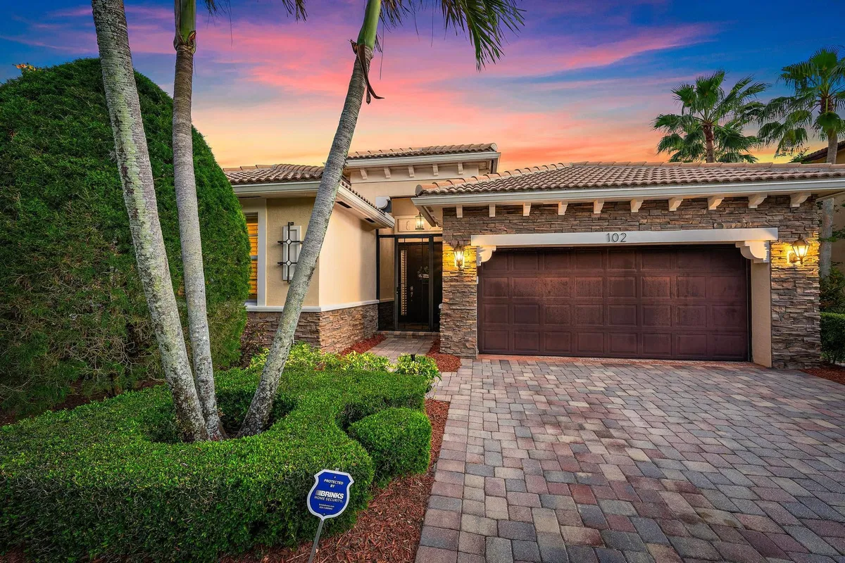 Rialto Jupiter Residence