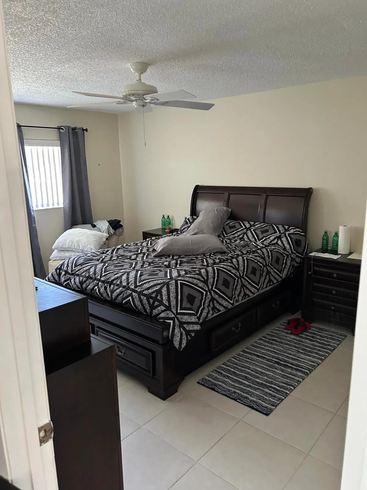 Unit 115 photo 4