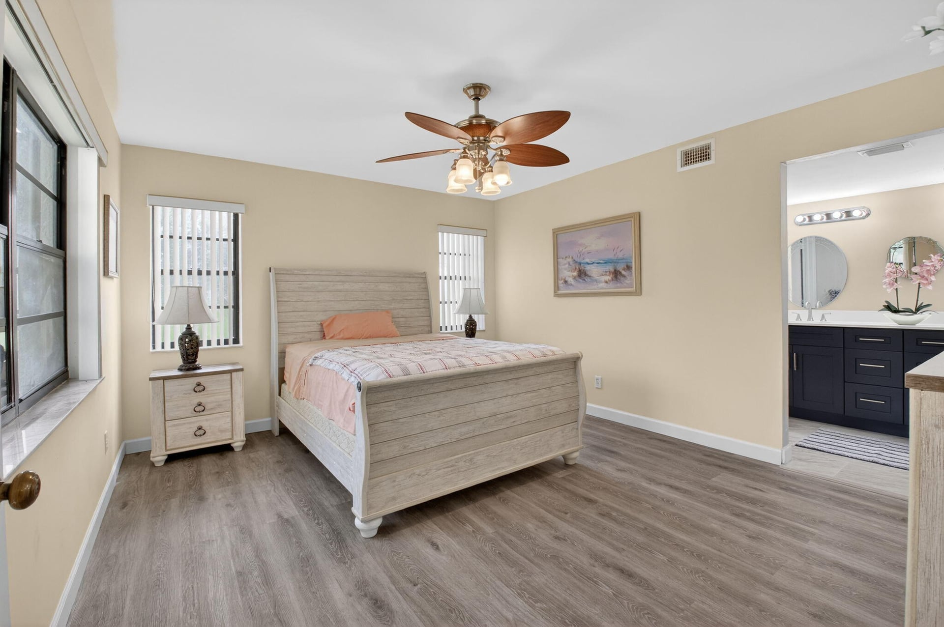 Residence photo 13