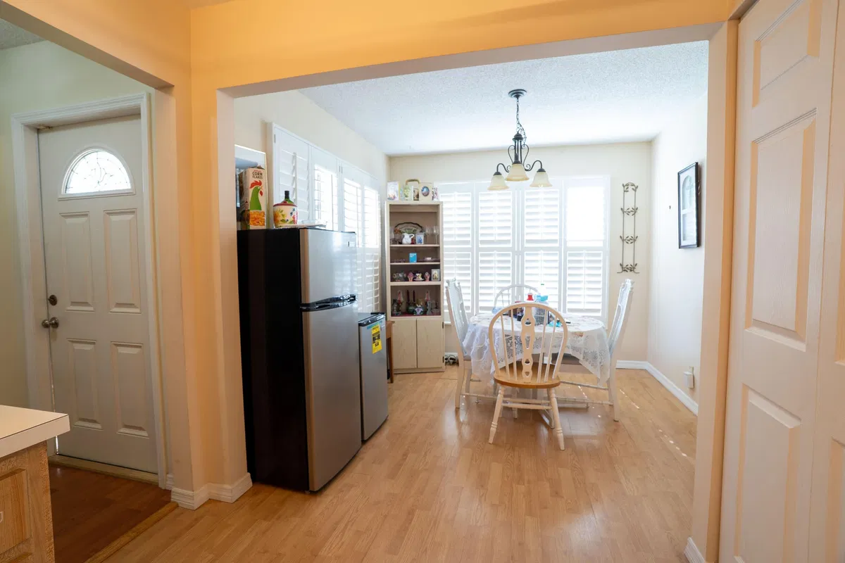 Residence photo 4