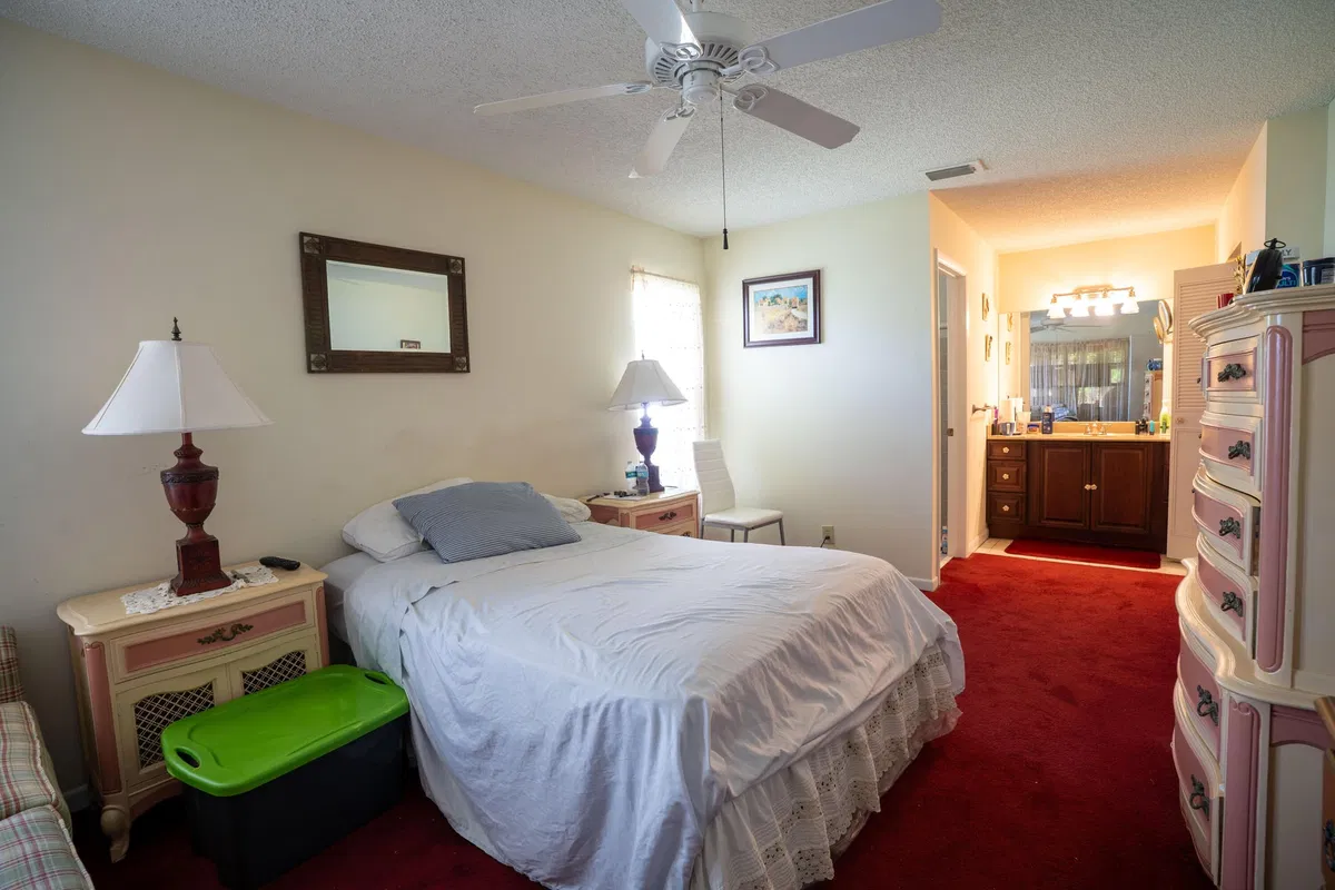 Residence photo 13