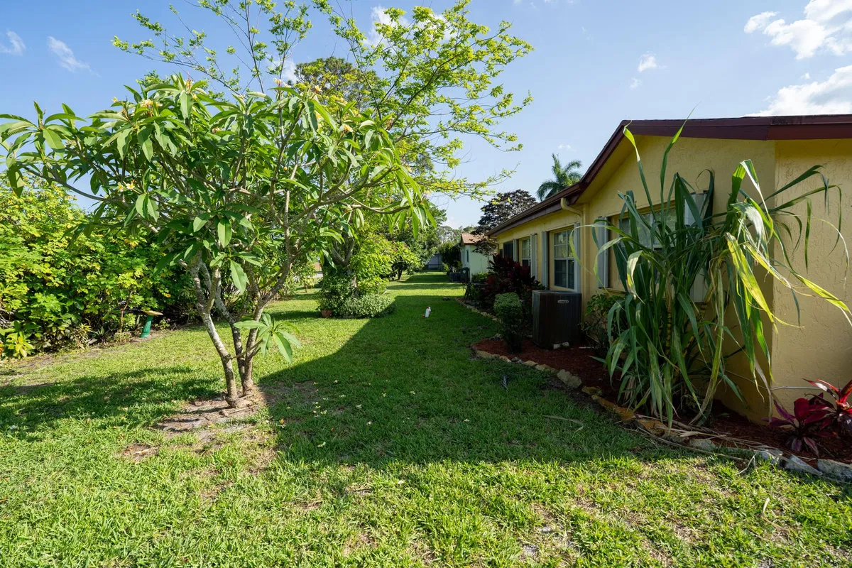 Residence photo 37