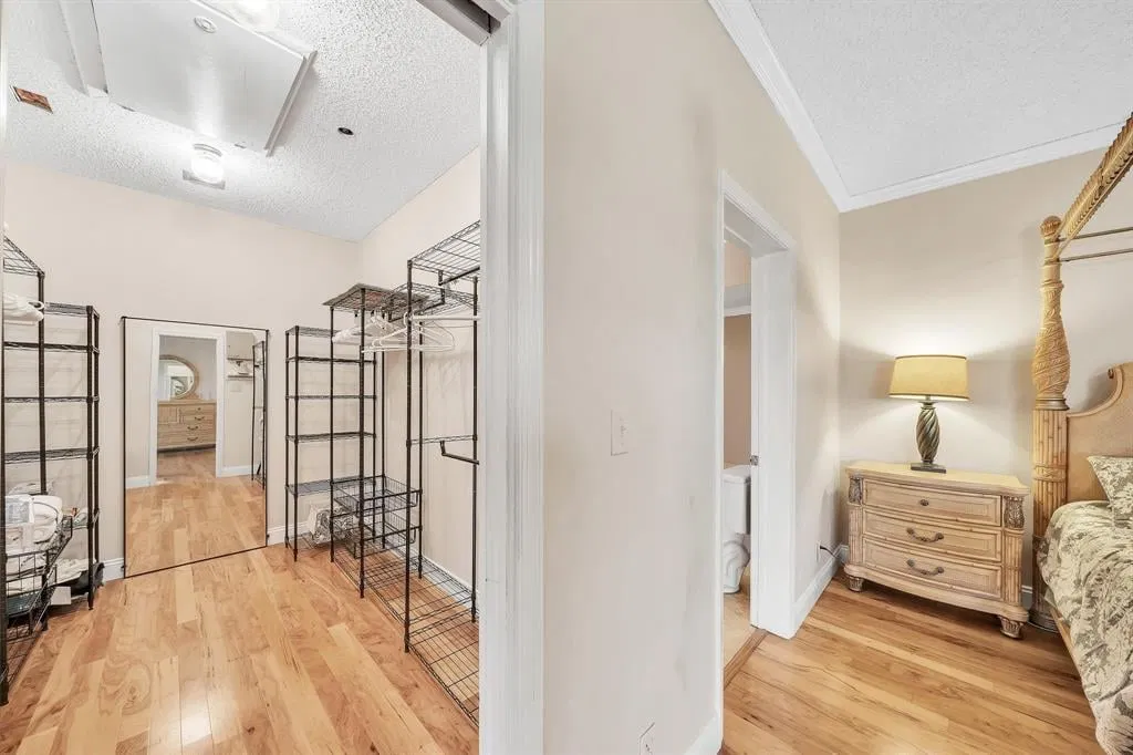 Residence photo 22