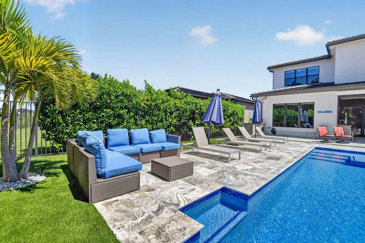 Boca Bridges Residence photo 28