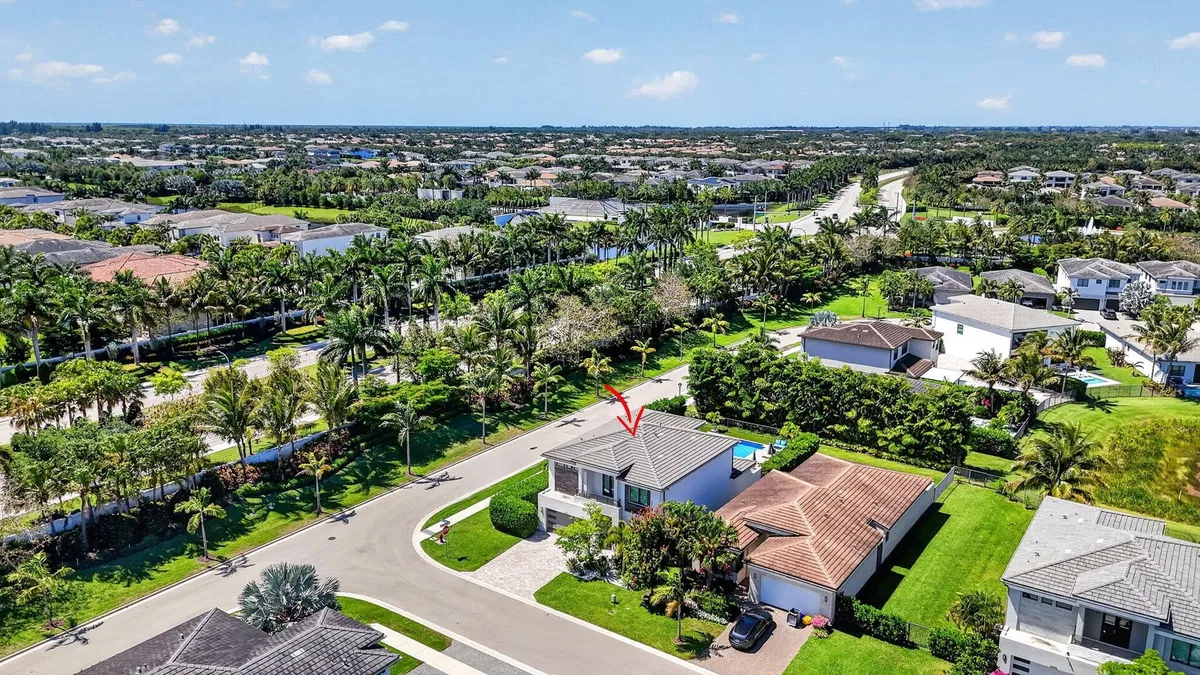 Boca Bridges Residence photo 43