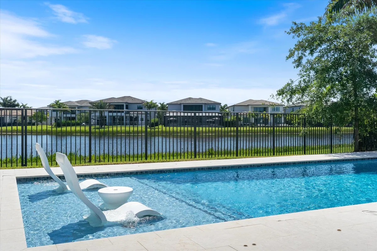 Boca Bridges Residence photo 40