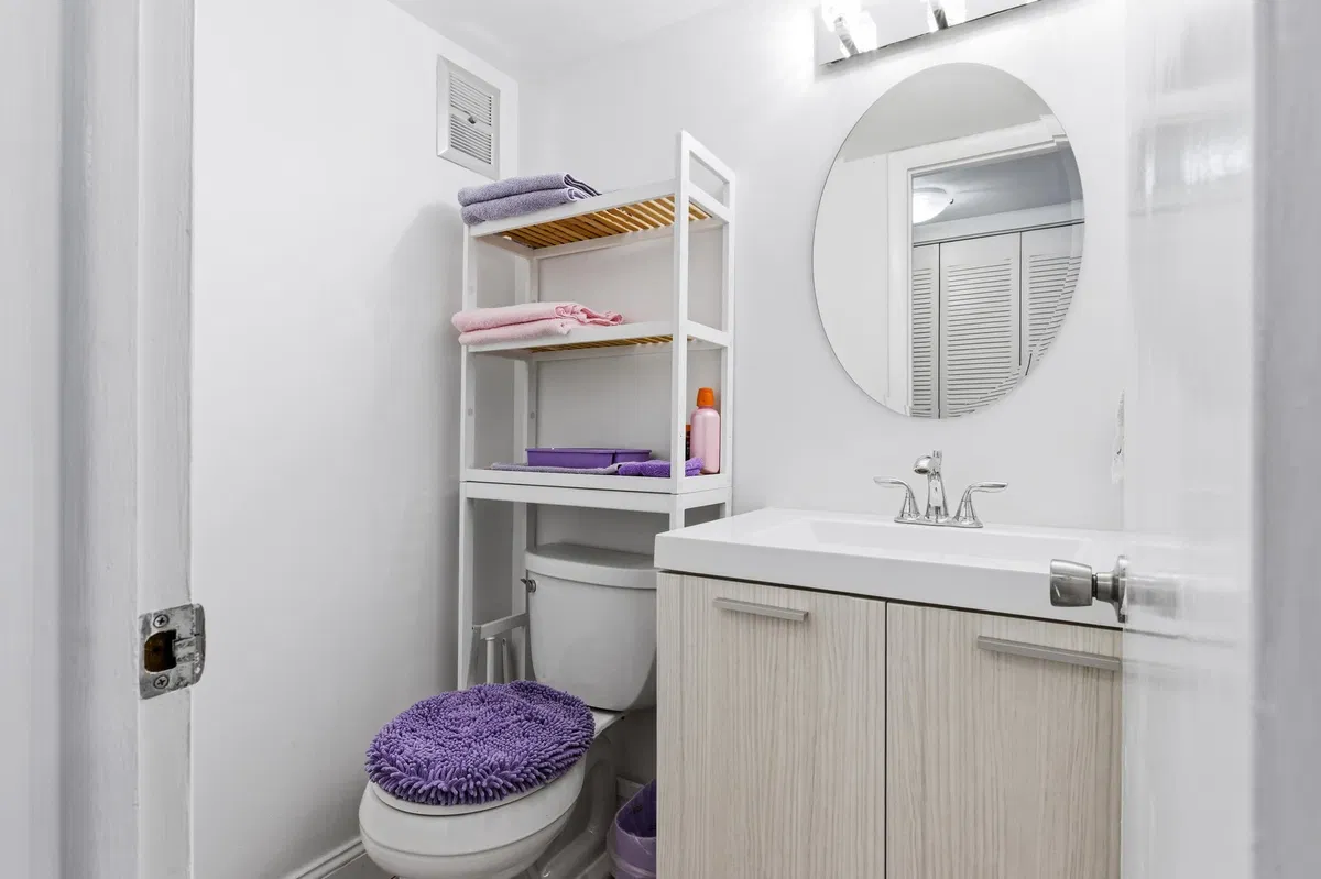  Unit C photo 7