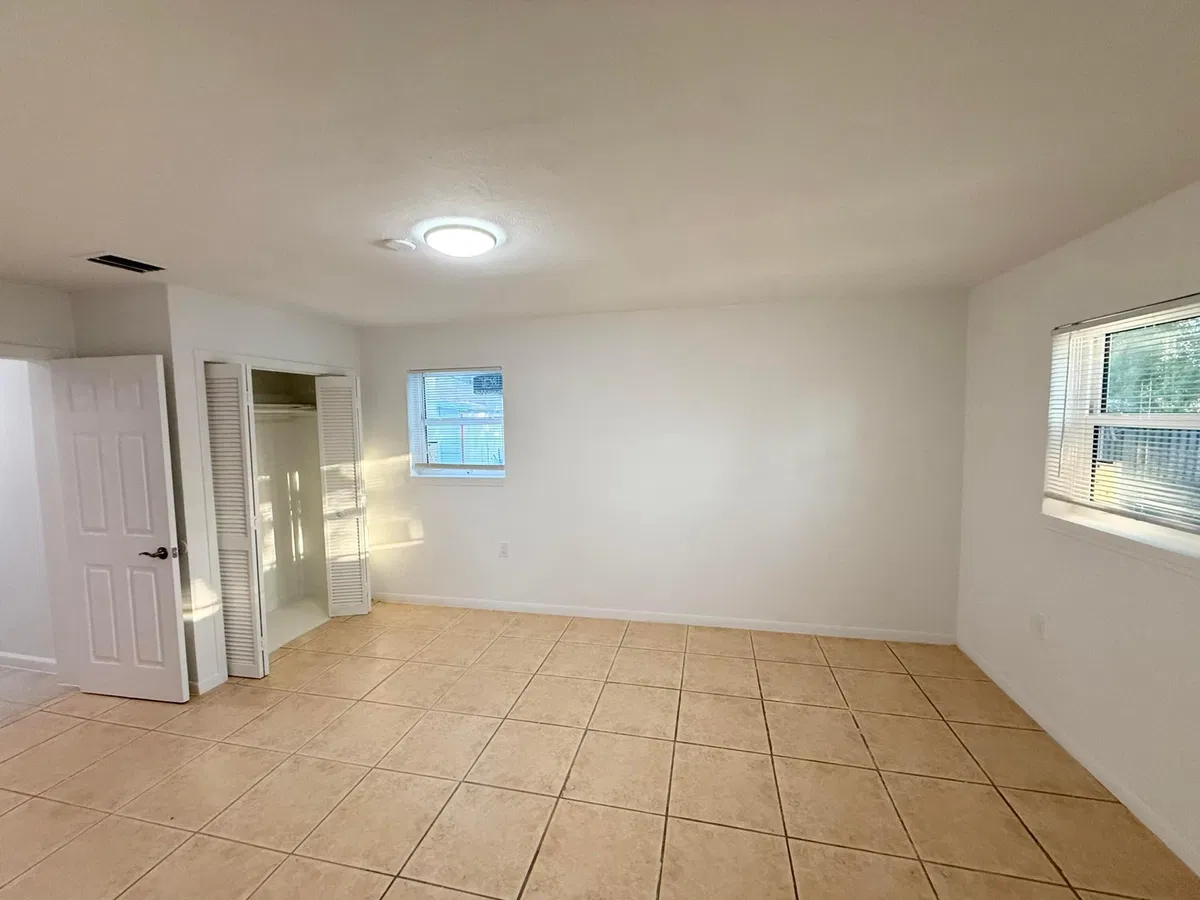  Residence photo 19