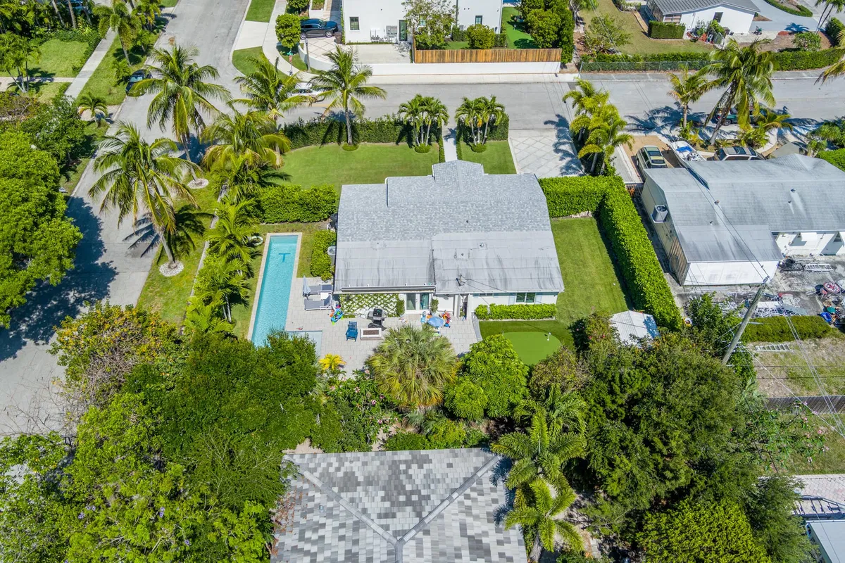 SoSo West Palm Beach Residence photo 10