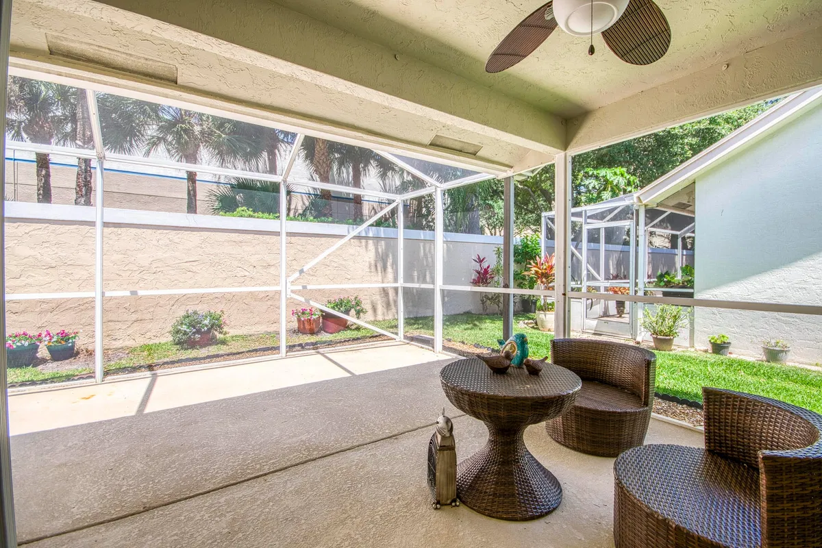 Residence photo 46