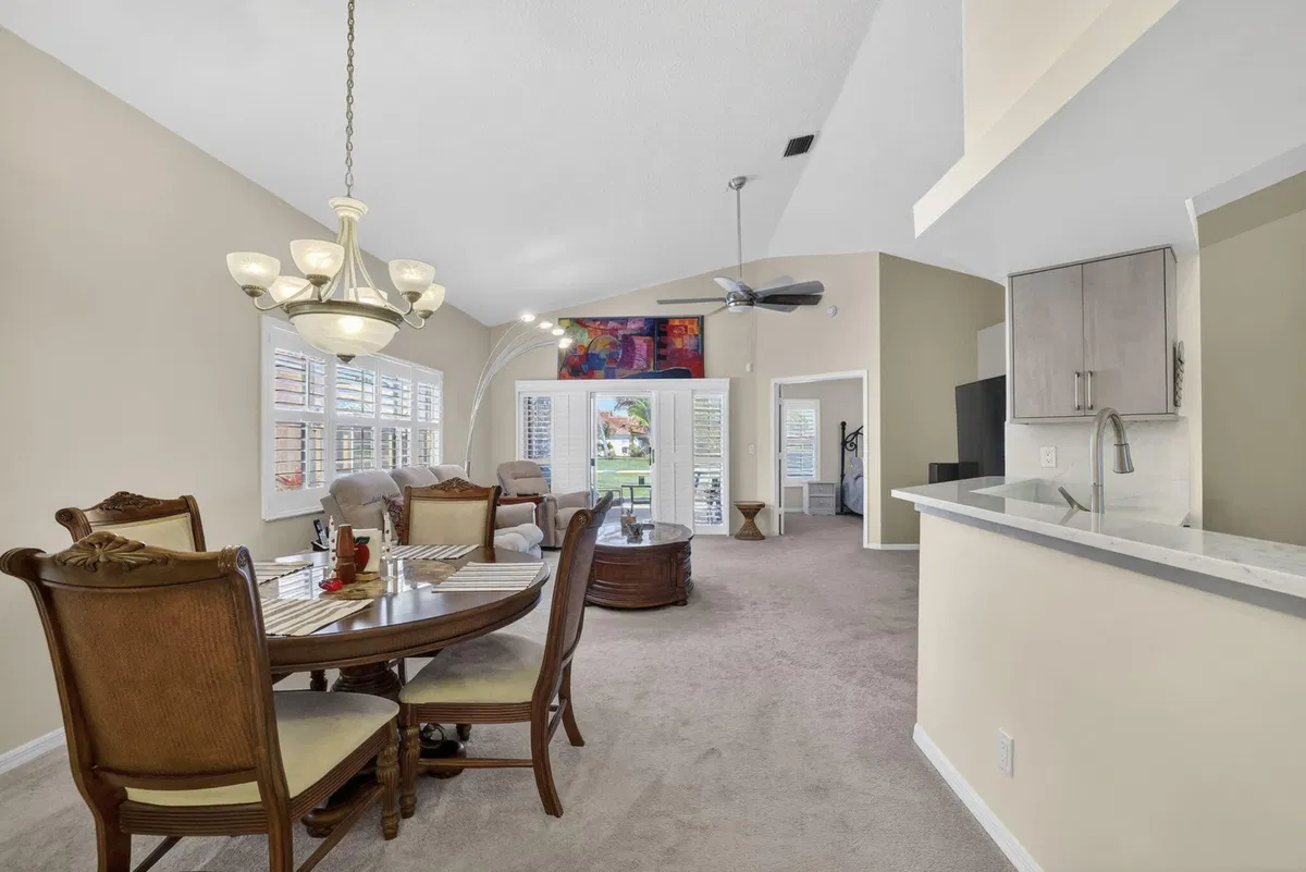 Residence photo 7