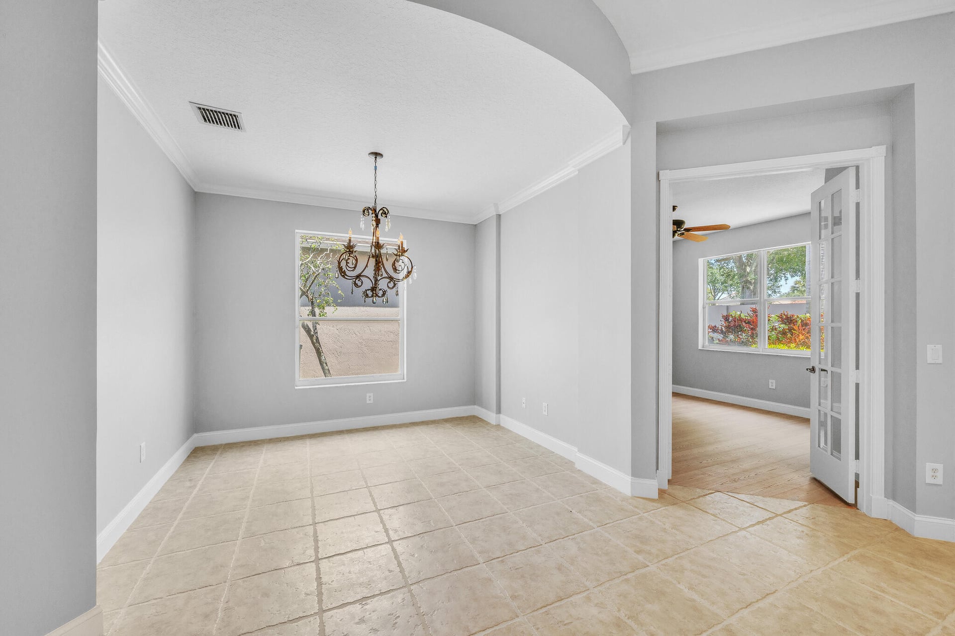 Residence photo 19