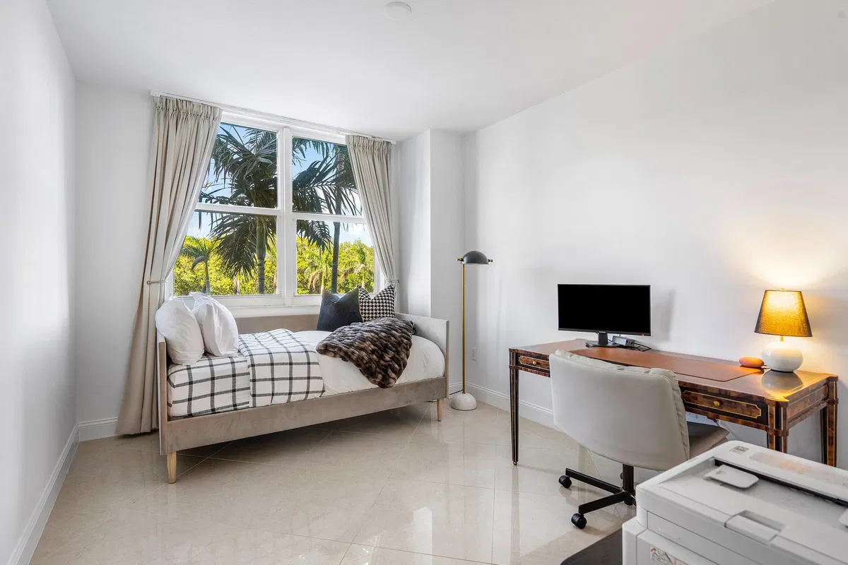 Boynton Beach Club Unit 202 photo 10