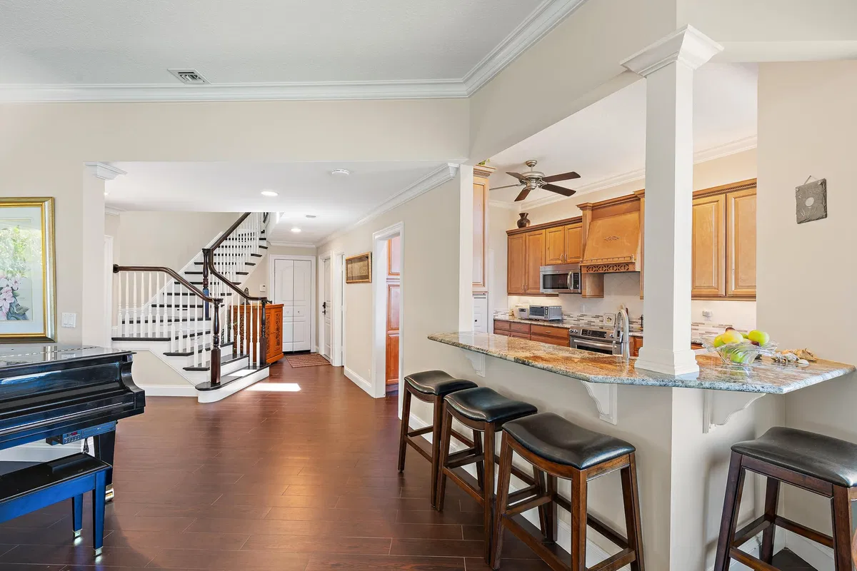 Residence photo 19