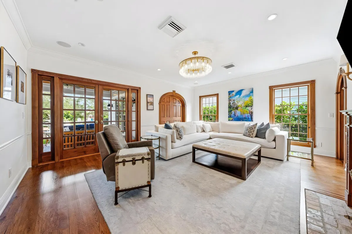 Jupiter River Estates Residence photo 25