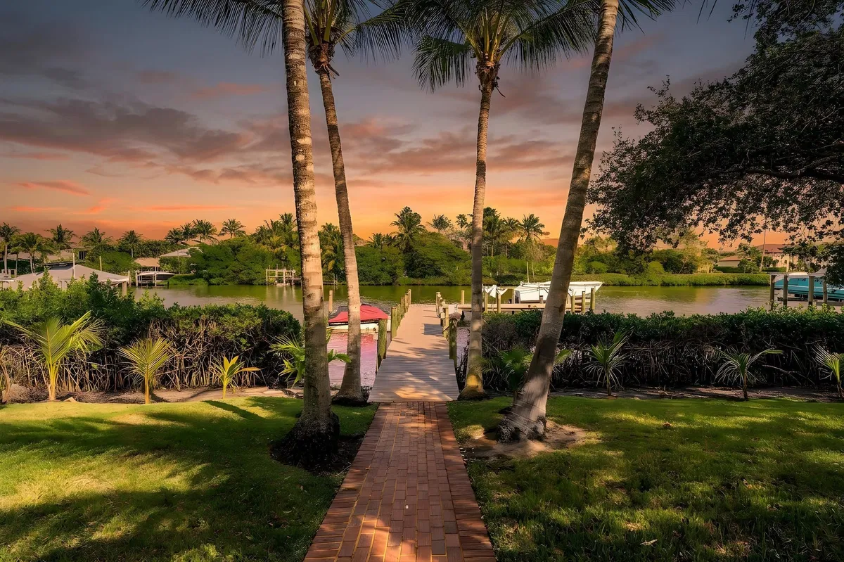 Jupiter River Estates Residence photo 55