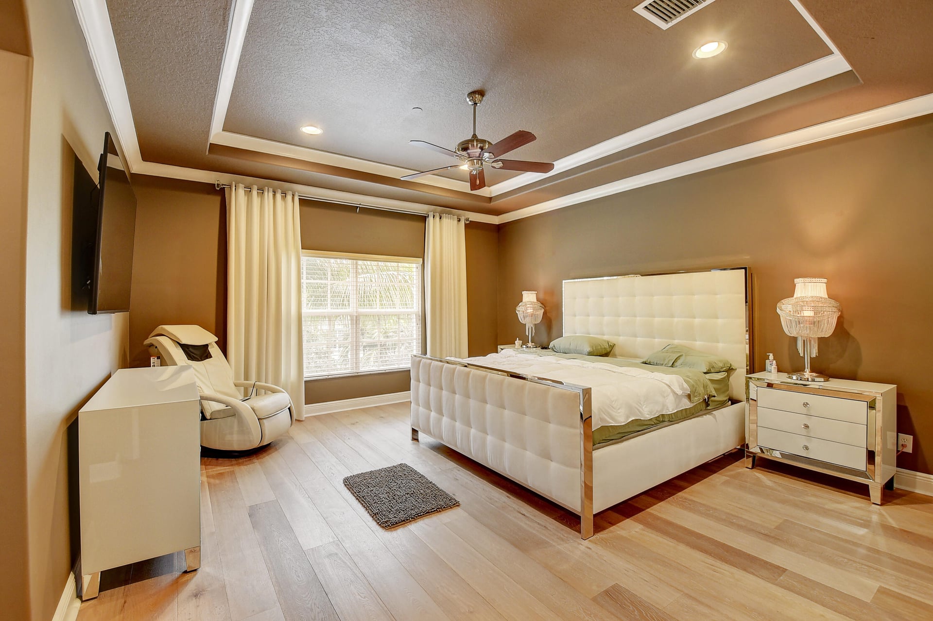 Residence photo 19
