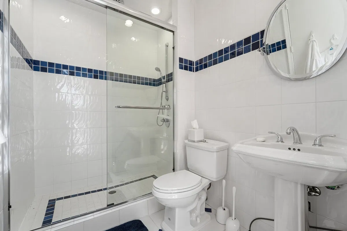 Residence photo 37