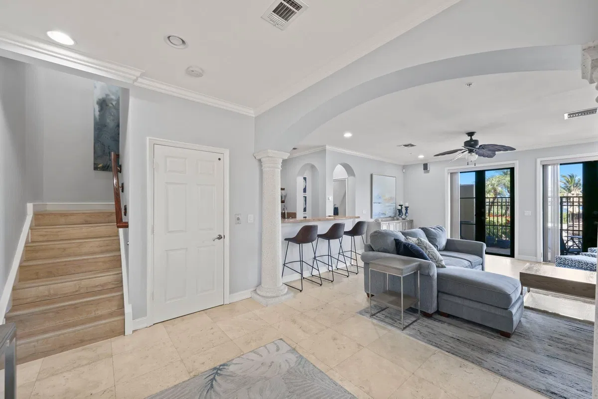 Residence photo 7
