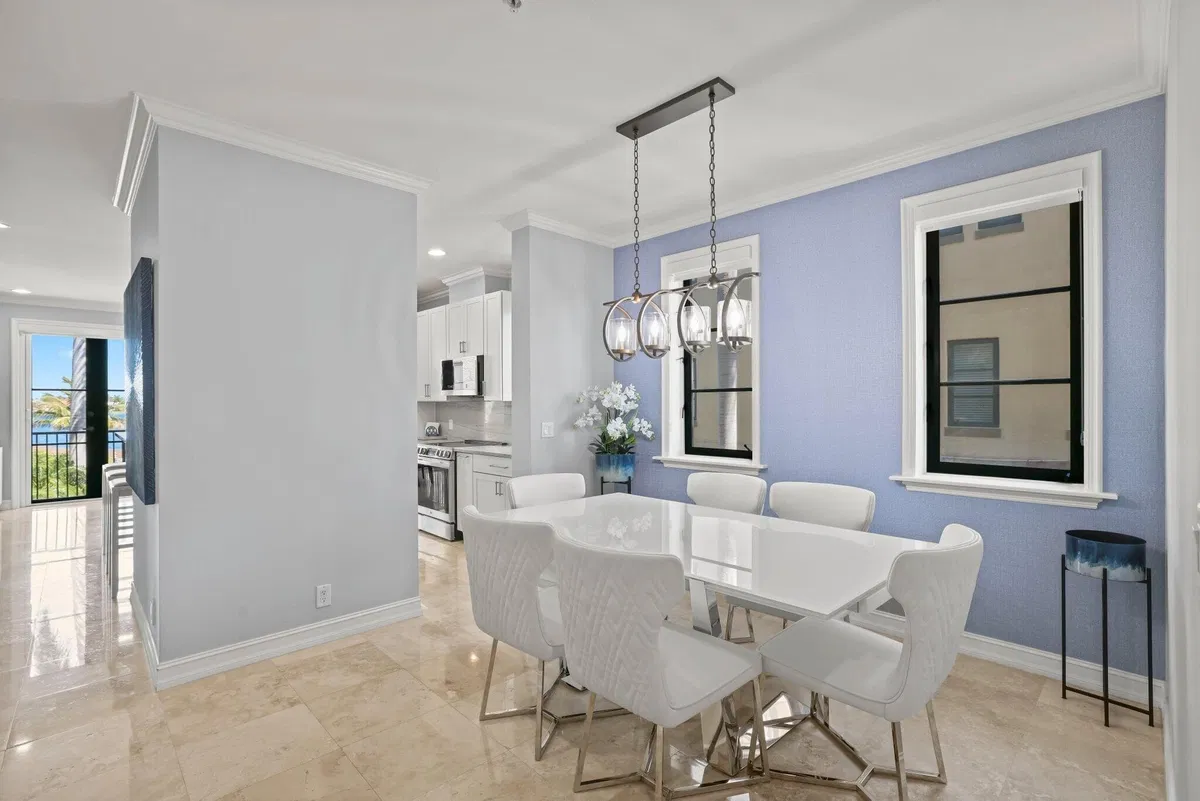 Residence photo 34