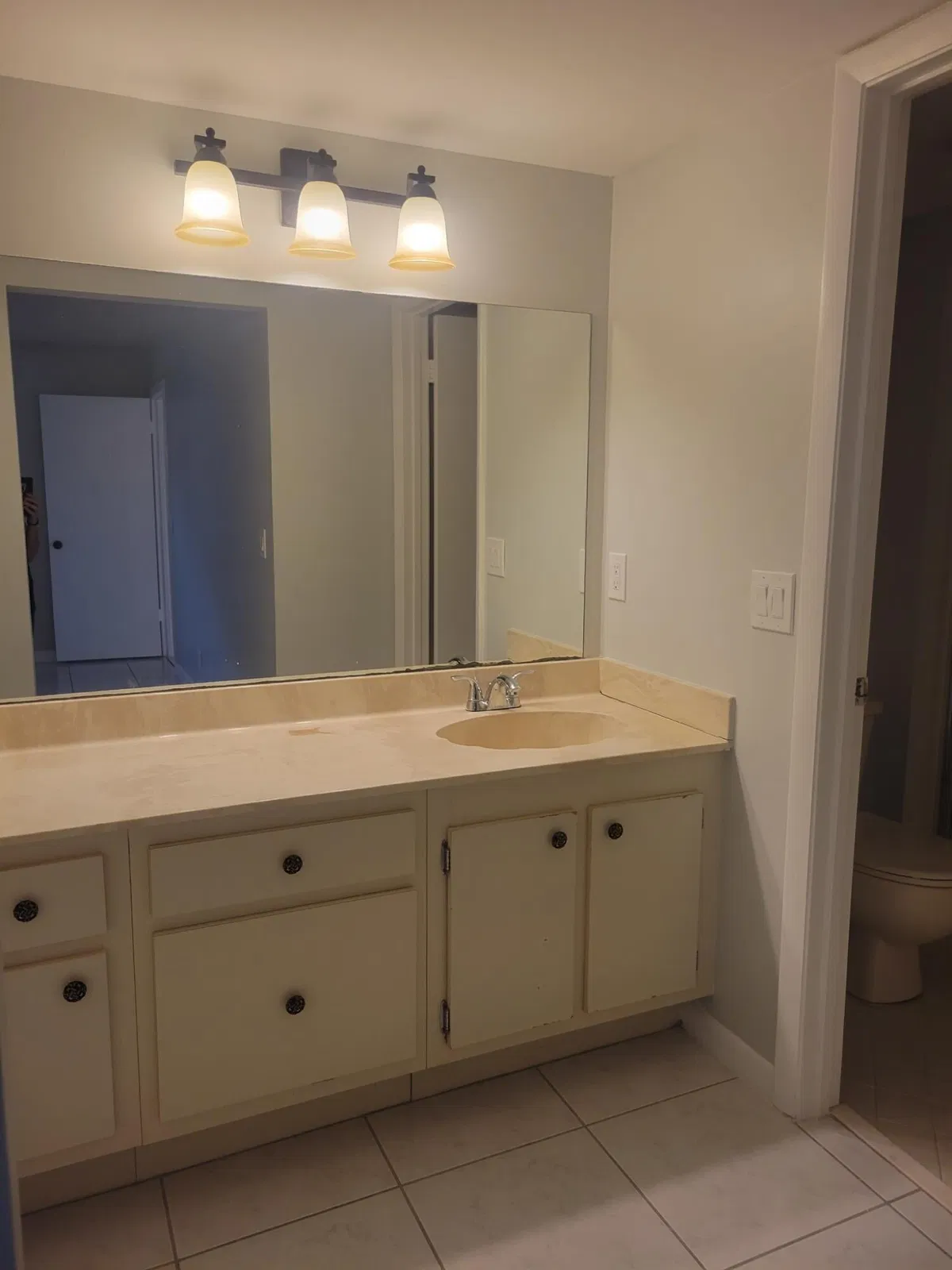  Unit 1311 photo 13