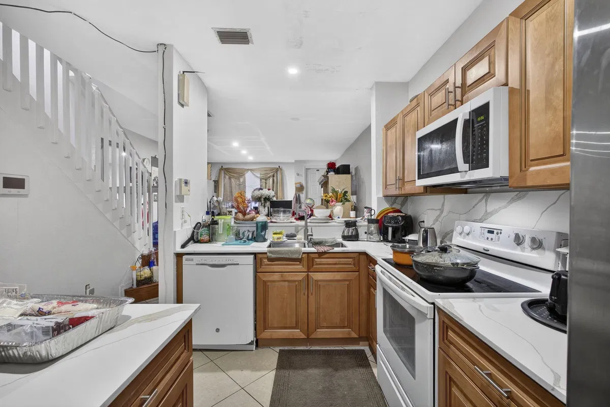 Residence photo 10