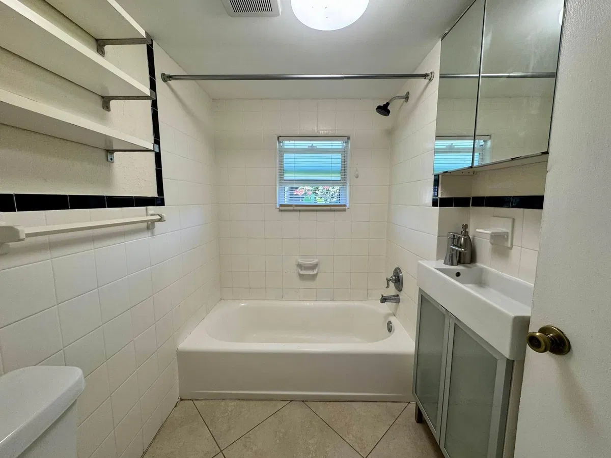 Old Northwood Unit 1-6 photo 10