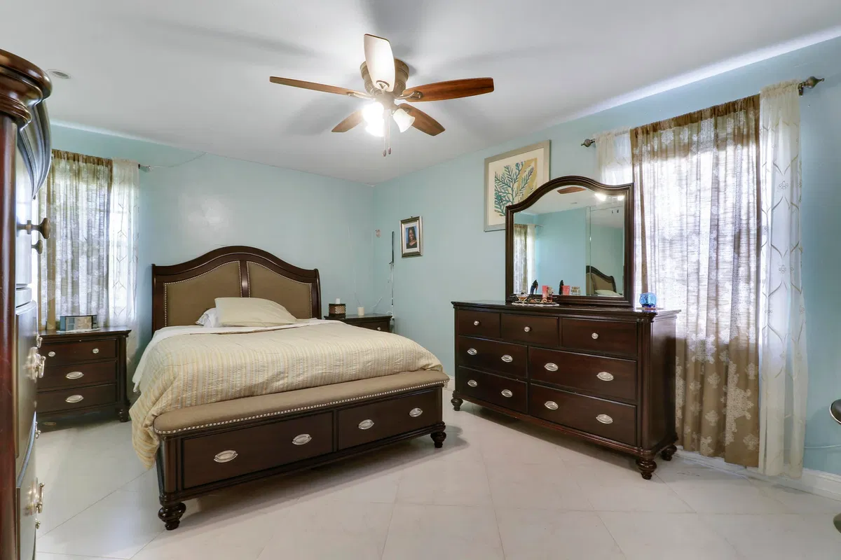  Residence photo 22